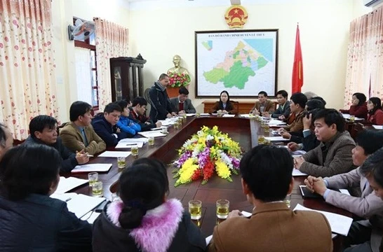 Quang cảnh cuộc họp